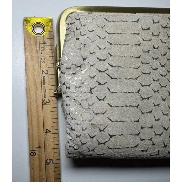 HOBO The Original Lauren Clutch Wallet Gold Exotic Print Suede Leather Money - Picture 8 of 8